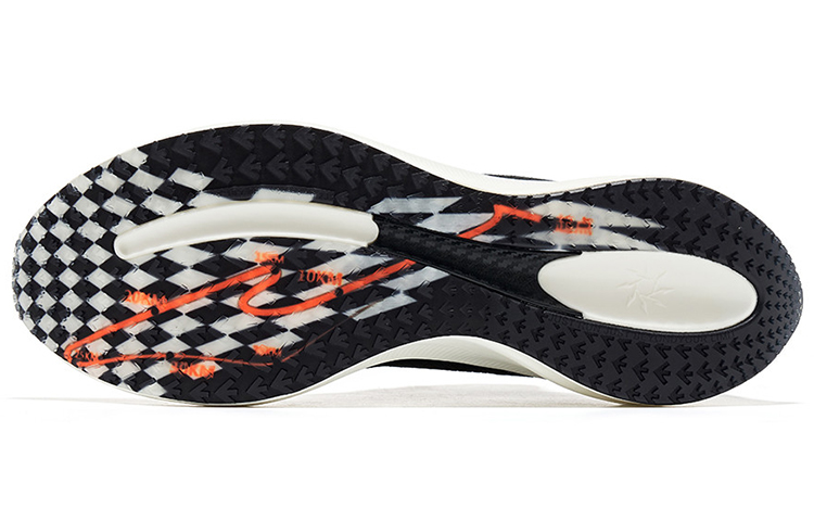 Shop 이엑스알벤 로우 블랙 러닝화 (ERKE 생략) 11122203458-005