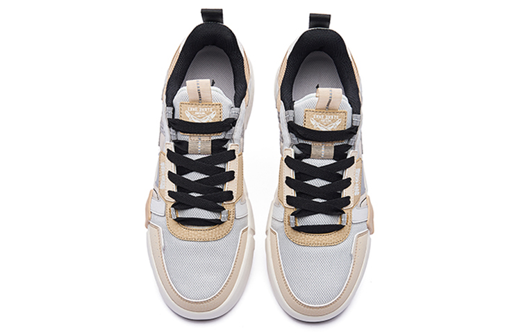 Lookbook ERKE Serie Erxleben Wusuang 'Gris Lápiz/Abedul' 11122101508-102