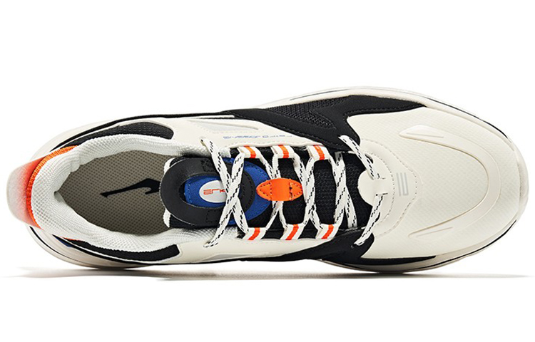 Lookbook 河南博物院 x 鴻星爾克 邂逅 舒適休閒 低幫 跑步鞋 男款 白橙