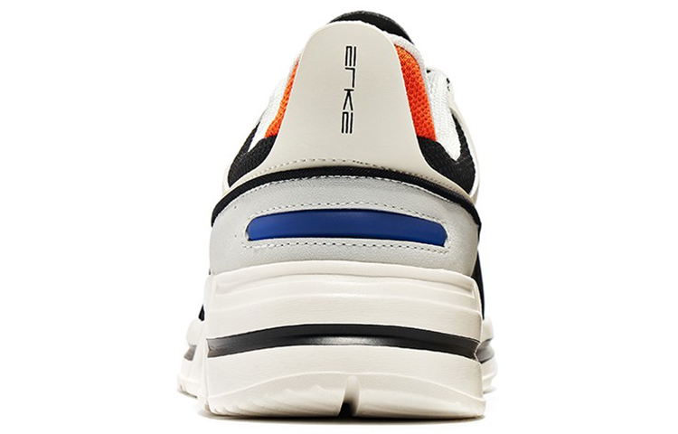 Shop 河南博物院 x 鴻星爾克 邂逅 舒適休閒 低幫 跑步鞋 男款 白橙