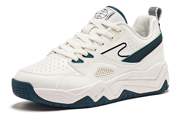 Lookbook 鸿星尔克白绿低帮滑板鞋 51123301282-003