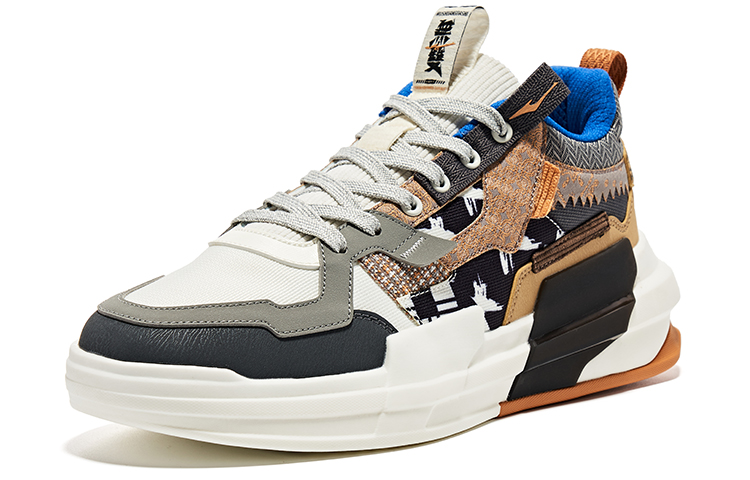 Lookbook ERKE Hongxing Zapatillas Skate Low 'Caucho Blanco Caqui' 91122401033-005