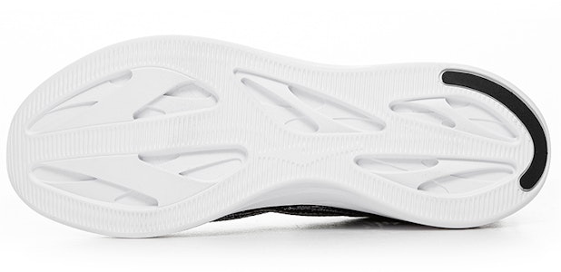 鴻星爾克 ハイドロウォーク ロー (黒/白) 11121203187-001 Purchase 鴻星爾克 ハイドロウォーク ロー (黒/白) 11121203187-001