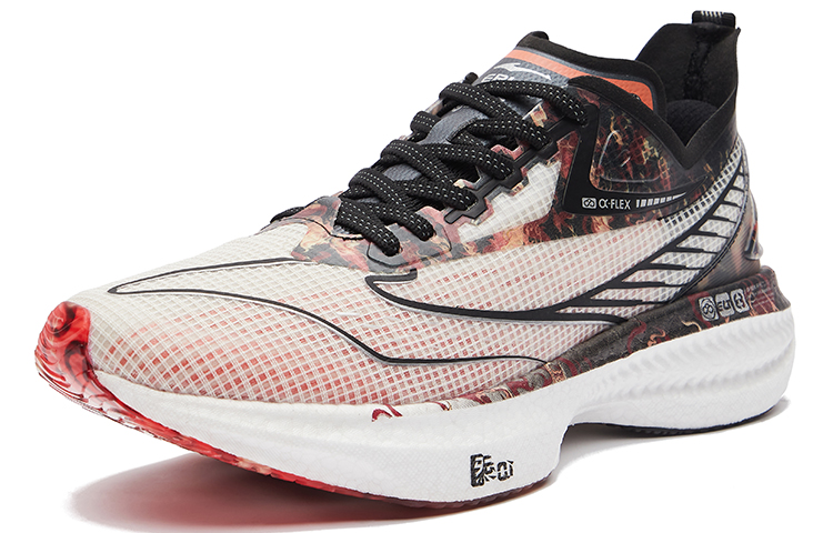 Lookbook 王者榮耀 x 鴻星爾克 鴻星爾克 王者榮耀系列 潮流 耐磨輕便 低筒 跑步鞋 男款 橡芽白正黑