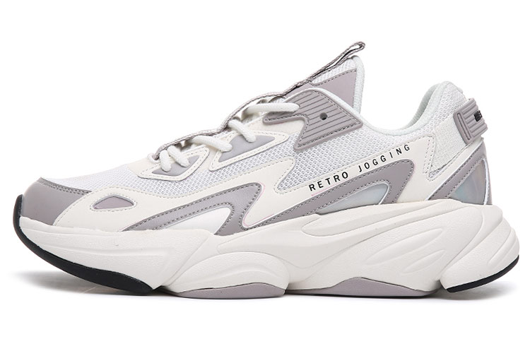 Buy 鴻星爾克 奇彈 α-flex 低幫 跑步鞋 男款 白灰