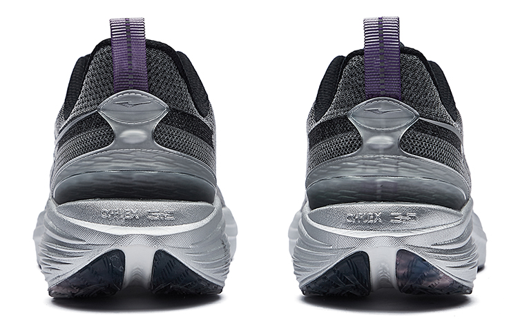 Shop 宏星爾克 神奇隕石 耐磨防滑 低筒 跑步鞋 男款 深冷灰