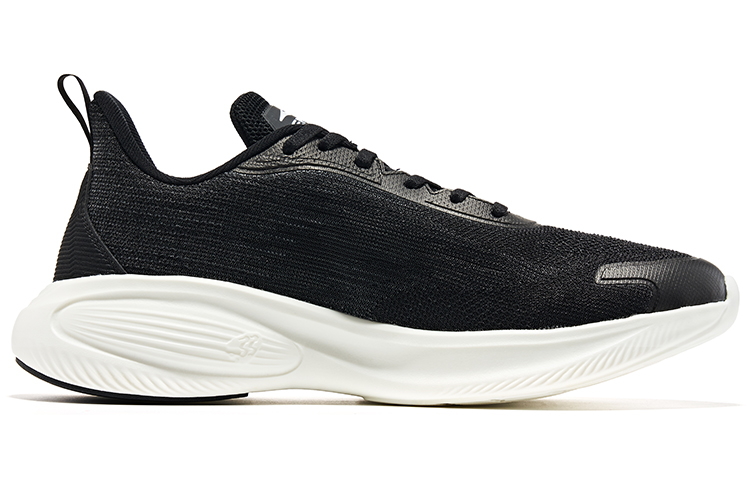 ERKE RNNR 'True Black True White' 圖 2