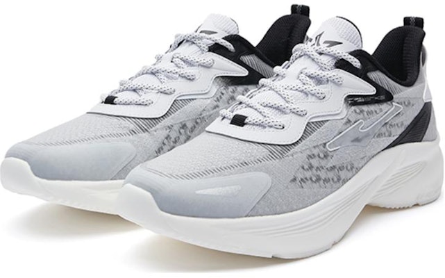 이키 러닝화 로우 '블랙 화이트' 51122303411-004 Lookbook 이키 러닝화 로우 '블랙 화이트' 51122303411-004