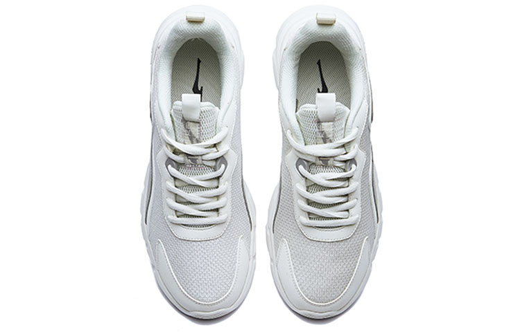 Lookbook 이케 러닝화 로우 '화이트 그레이' (Erke Running Shoes Low '화이트 그레이') V1122103231-001