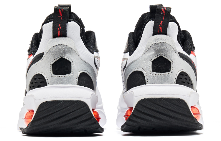 Shop 鸿星尔克 超级减震气垫跑鞋 '黑白' 11121420406-003