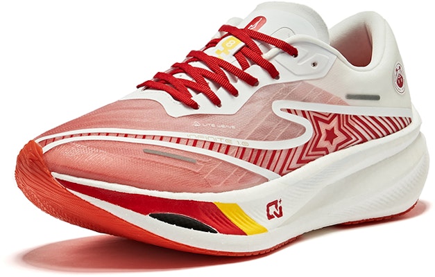 那兔 x 鴻星爾克 芷境1.0 炁科技 馬拉松碳板 防滑耐磨 低幫 跑步鞋 男款 紅白 Lookbook 那兔 x 鴻星爾克 芷境1.0 炁科技 馬拉松碳板 防滑耐磨 低幫 跑步鞋 男款 紅白