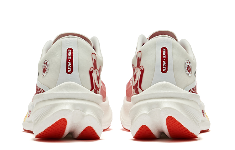 Shop 那兔 x 鴻星爾克 芷境1.0 炁科技 馬拉松碳板 防滑耐磨 低幫 跑步鞋 男款 紅白