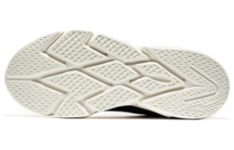 Purchase Zapatillas de Entrenamiento ERKE 'Negro Oro' 11122114127-004