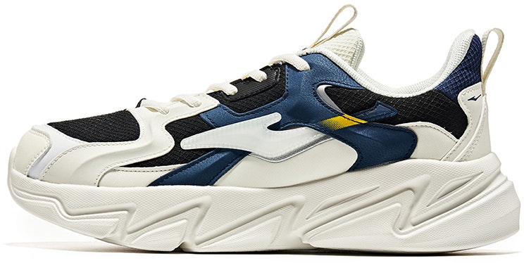 erke-training-sneaker-white-black-11122114127-003