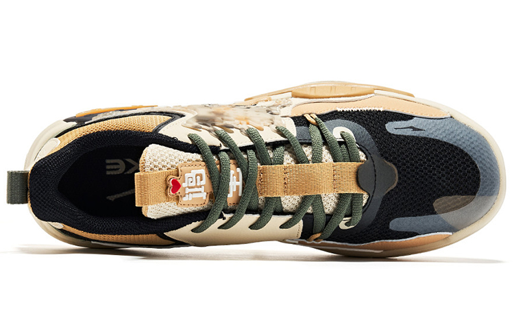 Lookbook 鸿星尔克 悟杖大师「黑棕」 11122201360-003