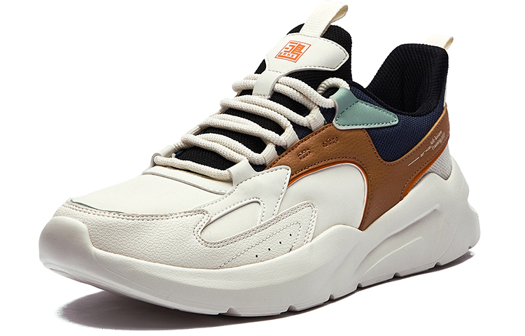 Lookbook ERKE XTEP 'White Brown' 51122120234-002