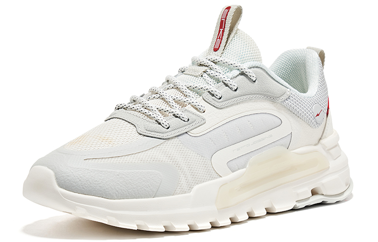 Lookbook 鸿星尔克特步舒适一脚蹬跑鞋‘白灰’ 11122220194-001