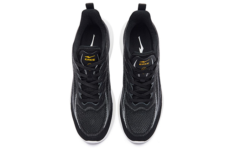 Lookbook 鴻星爾克 閃電 舒適 透氣 低筒 跑步鞋 男款 黑