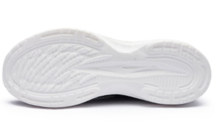 Shop ERKE Xtep Flash 'Comfort Breathable Low Top Runner Black' 51122103297-006