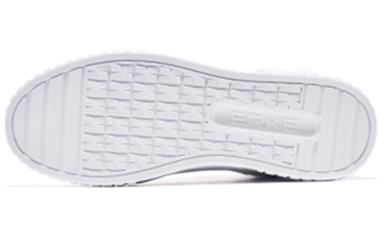 Shop 鸿星尔克 特步 高帮滑板鞋 '纯白' 11122101241-003