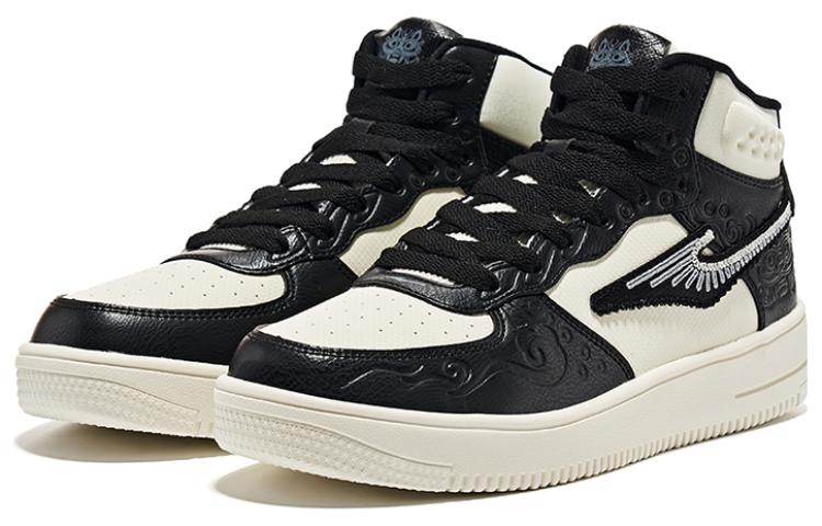 Lookbook ERKE Xtep ハイトップスケートシューズ 'ホワイト ブラック' 51122401114-001 51122401114-001