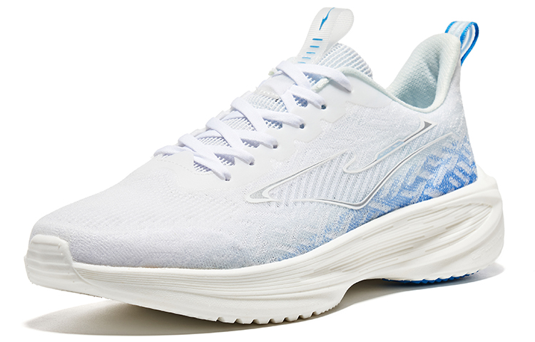 Lookbook ERKE 샤오총윈 '화이트 블루' 러닝화 51123203117-006