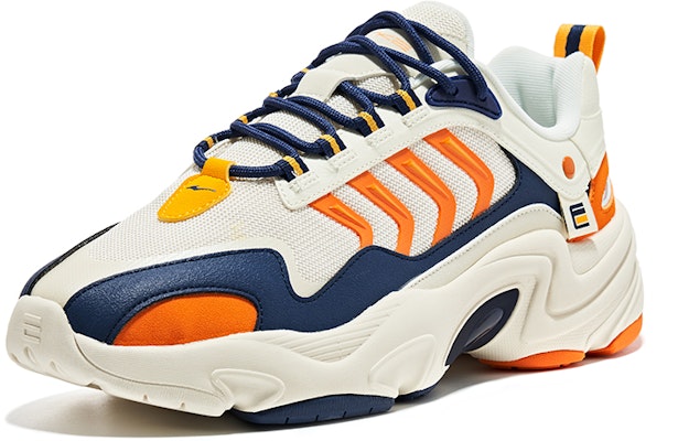 鴻星爾克 尋光 輕便透氣 低筒 跑步鞋 男款 米藍 Lookbook 鴻星爾克 尋光 輕便透氣 低筒 跑步鞋 男款 米藍