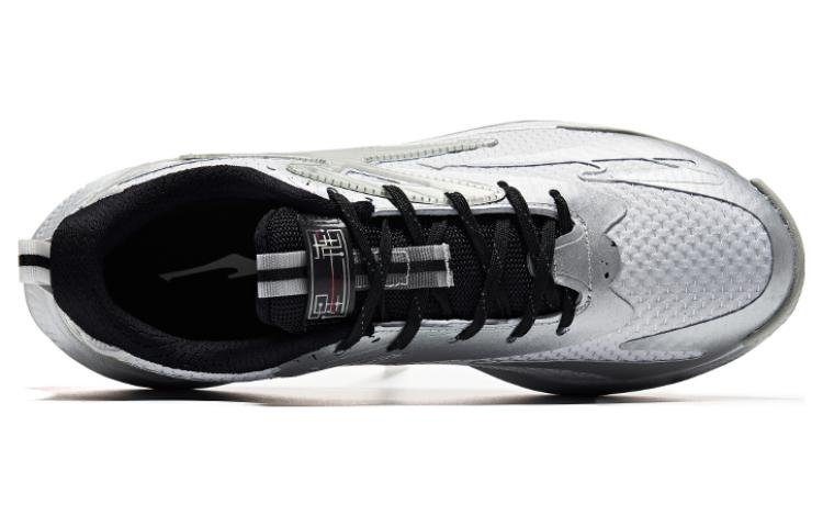 Lookbook ERKE XTEP Running Shoes 'Silver Black' 11122403330-102