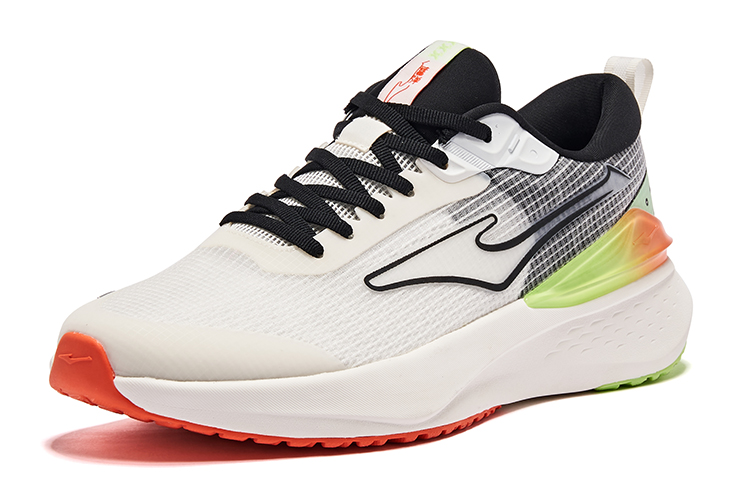 Lookbook 鸿星尔克 減震 耐磨 常規 低幫 跑步鞋 男款 白綠色