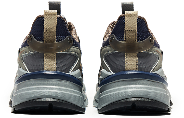 Shop ERKE Xtep Penyerap Guncangan Rendah 'Abu-abu' 11122303480-105