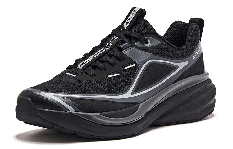 Lookbook ERKE Xtep Traverse 'Kenyamanan Hitam' 51123303057-004