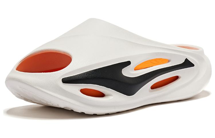 Lookbook 鸿星尔克 芷境 奇彈 洞洞鞋 運動拖鞋 黑橙