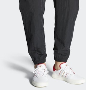 Evisen x adidas 3MC Vulc 'Putih Scarlet' DB3506 Sizing Evisen x adidas 3MC Vulc 'Putih Scarlet' DB3506