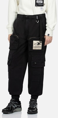 EVISU 黑色寬鬆版多口袋工裝褲 山形家徽設計 2EAGNM3PO5130XXCT Shop EVISU 黑色寬鬆版多口袋工裝褲 山形家徽設計 2EAGNM3PO5130XXCT