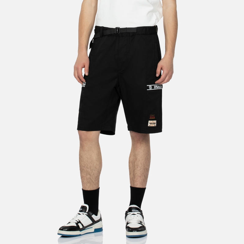 Shop 에비수 블랙 로고 자수 디테일 지퍼 반바지 2ESHTM3SH205RXCT