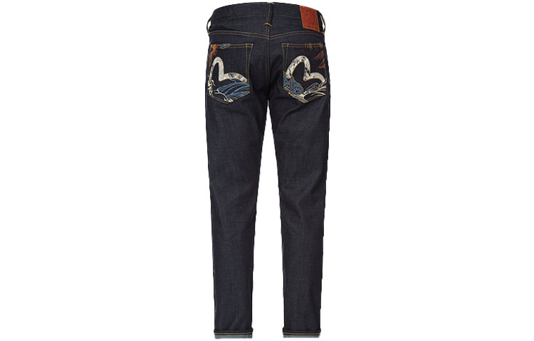 Lookbook EVISU Cropped Jeans Biru Denim dengan Bordir Seagull. 2ESHTM2JE10317CT