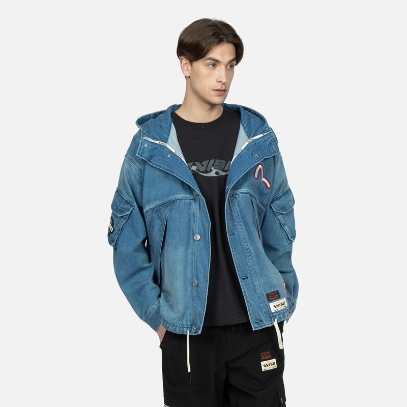 Shop EVISU海鸥字母印花蓝色牛仔连帽外套. 2ESHTM3DJ235LFCT