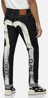 EVISU Jeans dengan Bordir Seagull & Kamon serta Cetakan Big M. 2ESHTM4JE103317DN Shop EVISU Jeans dengan Bordir Seagull & Kamon serta Cetakan Big M. 2ESHTM4JE103317DN