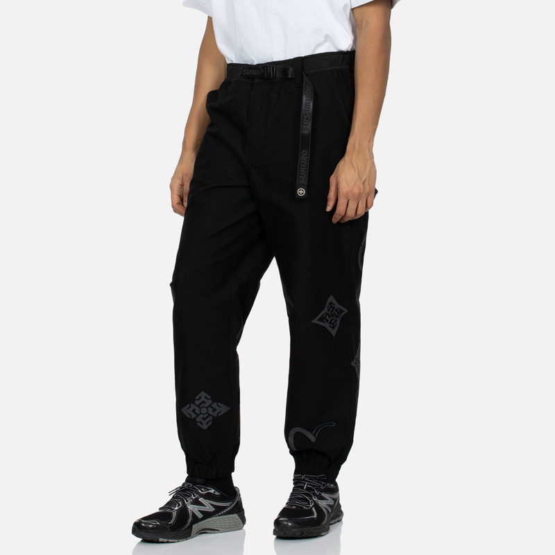 Shop EVISU ロゴ総柄 リラックスフィット ジョガーパンツ 2ESGNM4PO5116RXCT