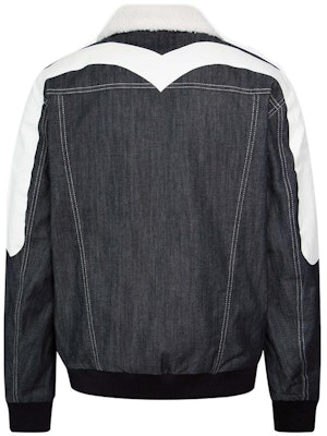 EVISU 鷗鳥印花牛仔外套帶毛領 - 牛仔藍 2EAADM2DJ173XXDS Lookbook EVISU 鷗鳥印花牛仔外套帶毛領 - 牛仔藍 2EAADM2DJ173XXDS