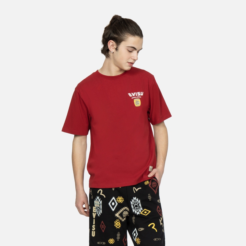 Shop EVISU 太鼓達摩與招財貓圖案印花短袖T恤 2ESHTM3TS532XXCT