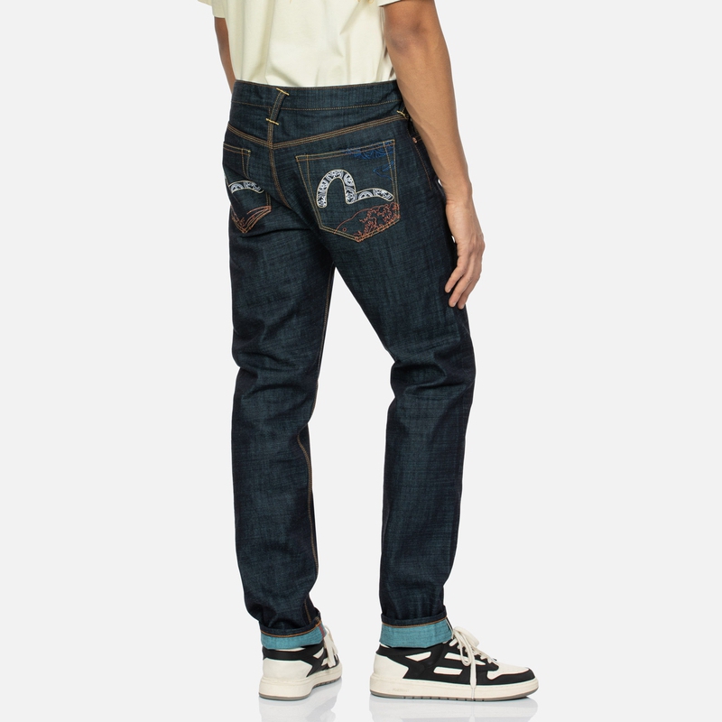 Shop EVISU Jeans Slim Fit con Diseño de Bolsillo con Patrón de Hormiga. 2ESHTM4JE703017DN