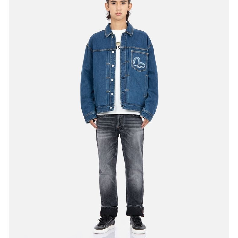 EVISU  Washed Denim Jacket with Graphic Print in Blue. 2EAHTM2DJ713LFCT 圖 4