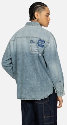 EVISU Kemeja Denim Lebar dengan Jahitan Tangan dan Reka Bentuk Multi-Cetakan 2ESHTM4DL8012LFDN Purchase EVISU Kemeja Denim Lebar dengan Jahitan Tangan dan Reka Bentuk Multi-Cetakan 2ESHTM4DL8012LFDN