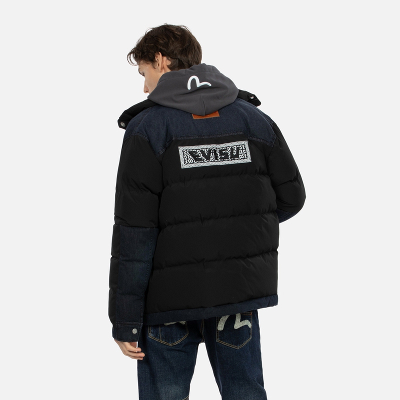 EVISU AW23  Black Down Jacket with Embroidered Logo and Denim Patchwork 2EAHTM3NJ1036XXPL 圖 4