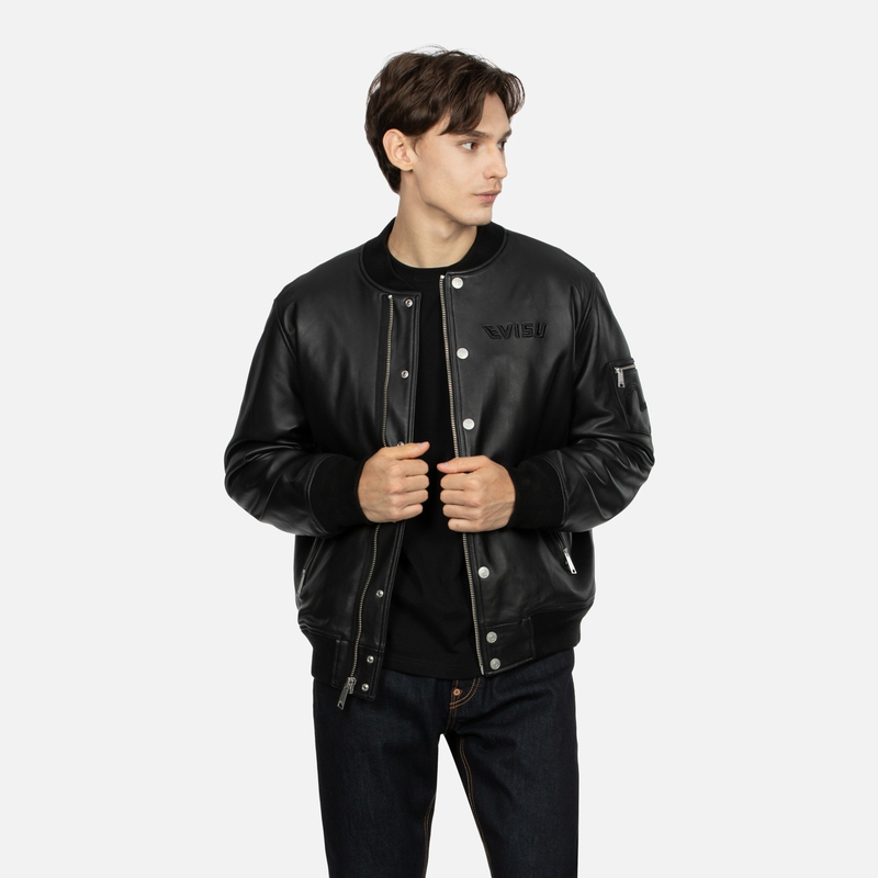Shop 에비수 AW23 블랙 엠보 가죽 와이드핏 봄버 재킷. 2EAHTM3LJ1022RXLQ