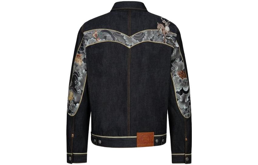 Lookbook EVISU AW23 藍色丹寧外套 刺繡福鹿與寶物設計. 2EAHTM3DJ7006XXCS