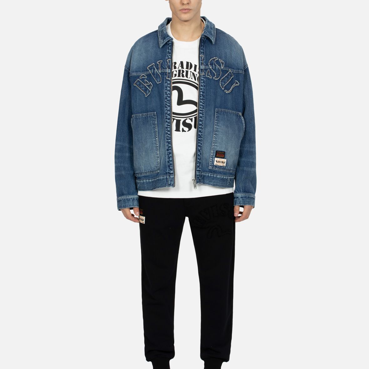 Shop EVISU AW23 루즈핏 청자켓 갈매기 로고 데님 블루 2EAHTM3DJ8067LFCS