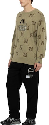 EVISU AW23 Suéter Beige Ancho de Punto con Logo Bordado. 2EAGNM3SR5168LFAW Details for EVISU AW23 Suéter Beige Ancho de Punto con Logo Bordado. 2EAGNM3SR5168LFAW