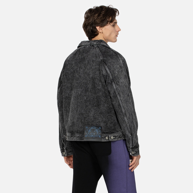 EVISU AW23 Poster Graphic & Seagull Print Oversized Denim Jacket Men Black 2EAHTM3DJ8064LFCS 圖 5